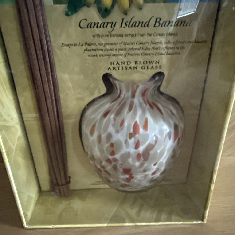 Yankee Candle World Journeys Canary Island Banana 4 Oz  Fragrance Reed Diffuser